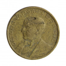 V-196 50 Centavos 1947 MBC Cunho Quebrado