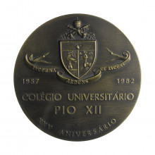 Medalha Pius Papa Xll Pont. 1939-1958 Colegio Universitário Pio Xll 1982 MBC/SOB Portugal Europa Bronze Ø78mm 224gr.